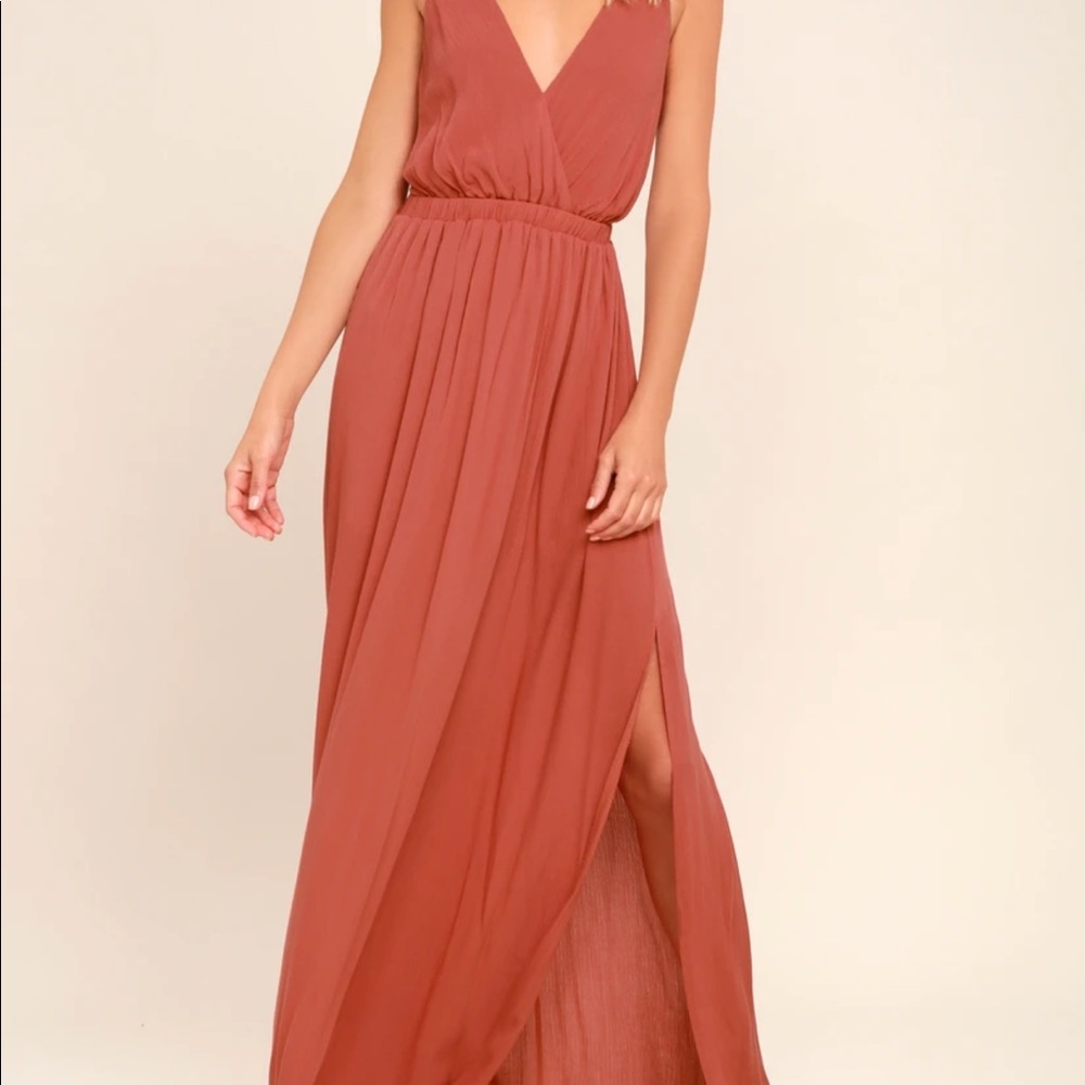 Lulus maxi dress ✨